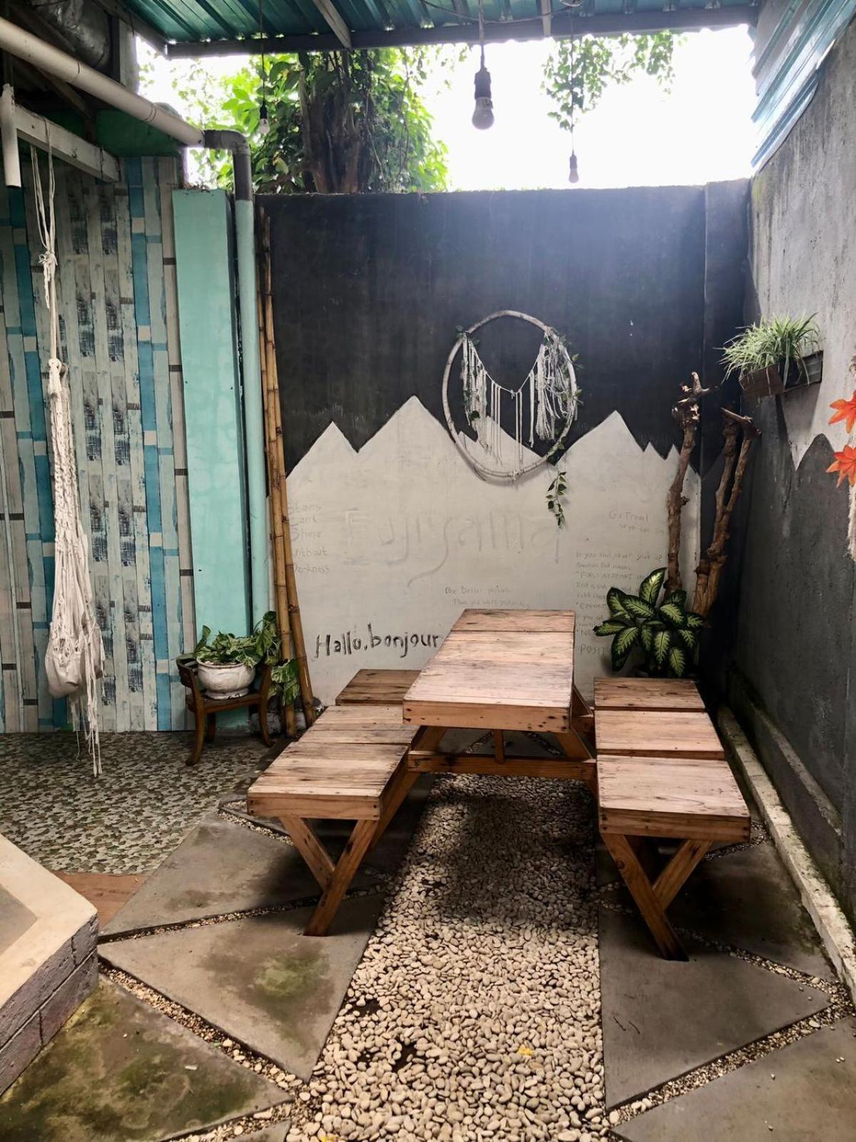 Ohana Homestay Banyuwangi 바뉴왕기 외부 사진